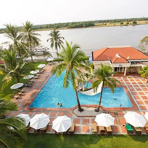 Riverside Serviced Aparthotel